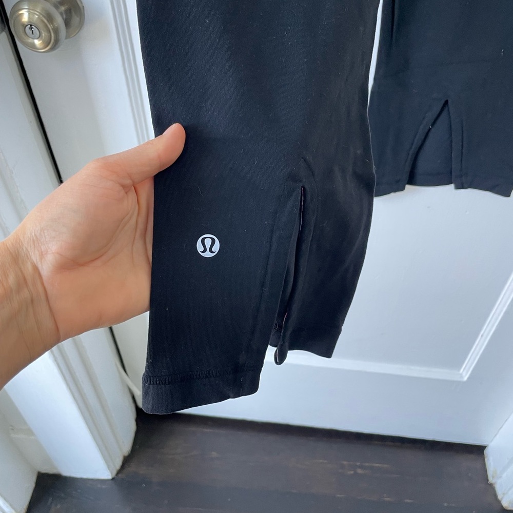 Vintage Lululemon Boogie Crop size 4 - Picture 5 of 7